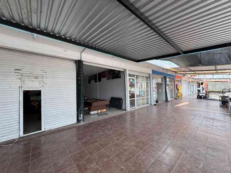 local en centro comercial en venta avenida estrella real del sol tlajomulco de zuniga jalisco p4XXBOf